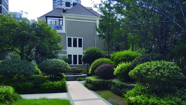 2025长沙市十大最贵小区：长房梅溪香山、达美溪湖湾、京武浪琴山