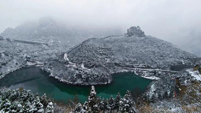 冬日奇境！巩义青龙山冰瀑即将“上线”