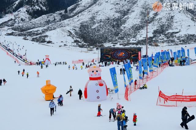 再获殊荣！乌鲁木齐喜提“2026年冰雪旅游十佳城市”