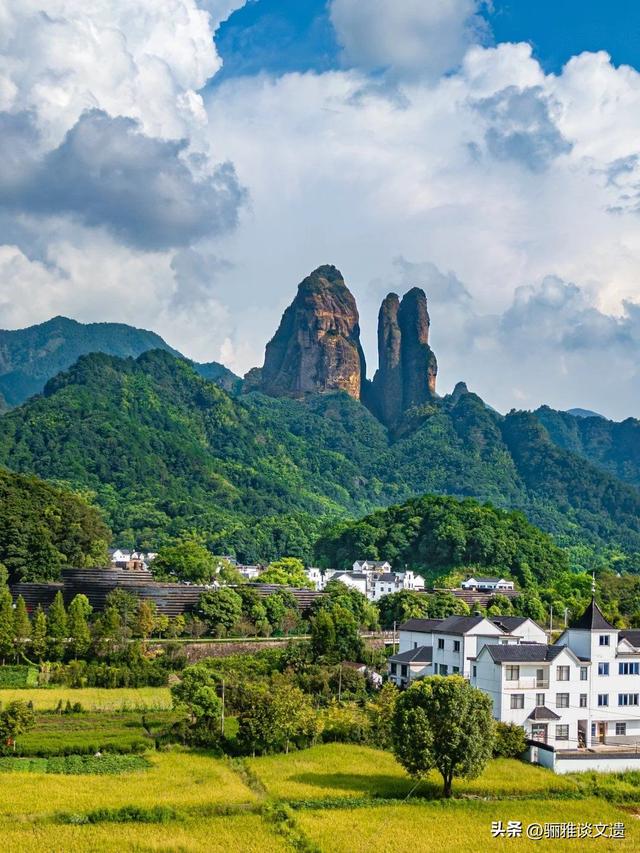 亿万年雕琢的红色奇观，中国八大世界遗产丹霞地貌，应该怎么游？