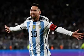 1-3到0-3！阿根廷创18年耻辱，决战巴西，梅西冲击3大纪录：圆梦图片