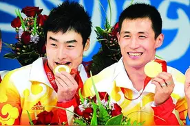 三朝奥运元老秦凯：3年内痛失4位亲人，妻子何姿也痛失两位至亲图片