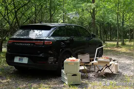 放电枪的插孔居然能防水？比亚迪、问界、理想车主们能雨中露营了图片