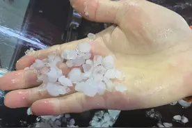 噼啪作响！刚刚，贵阳多地突降密集冰雹图片