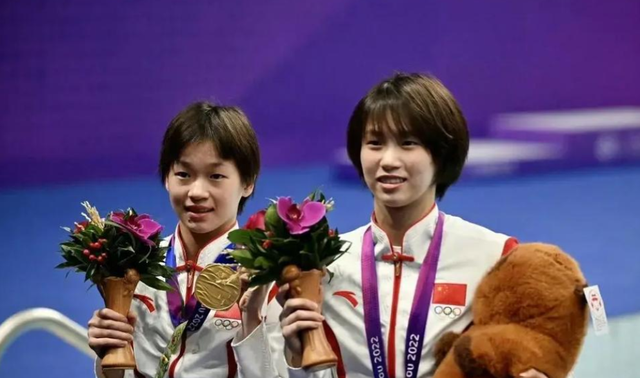 央视专访这次，陈芋汐毫不掩饰野心，一句话公开给全红婵提了个醒