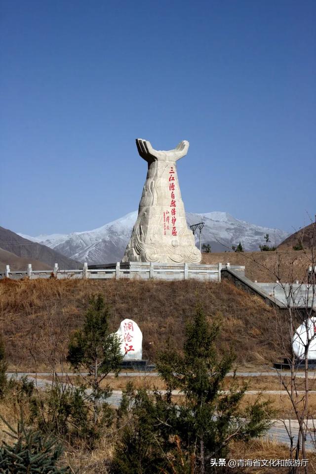 黄叶、秋风与斜阳，玉树的秋藏着你要的绚烂与深沉