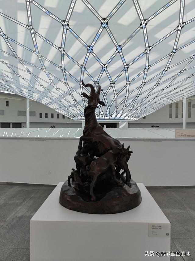 参观广州艺术博物院！它的独特岭南风格和现代美感成为广州新地标