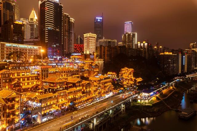 重庆夜景：火遍外网，西方国家直呼“比不了”！