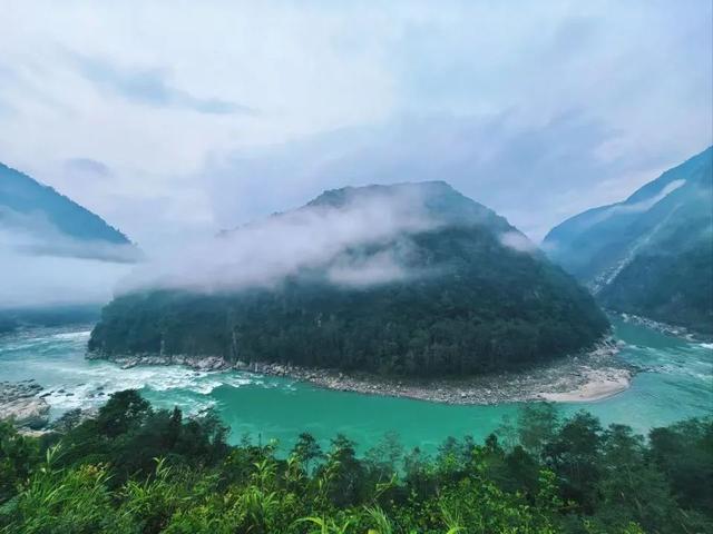 雅鲁藏布江大坝开工，印度急死了