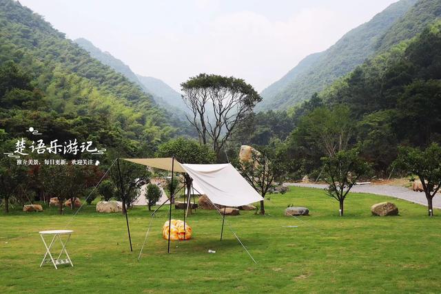 宁波这个山岙藏着一处秘境，既有清溪又有营地，不过景色变化很大