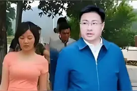 壮观豪华的万年县政府大楼，见证了大白天在办公室的佩奇之恋图片