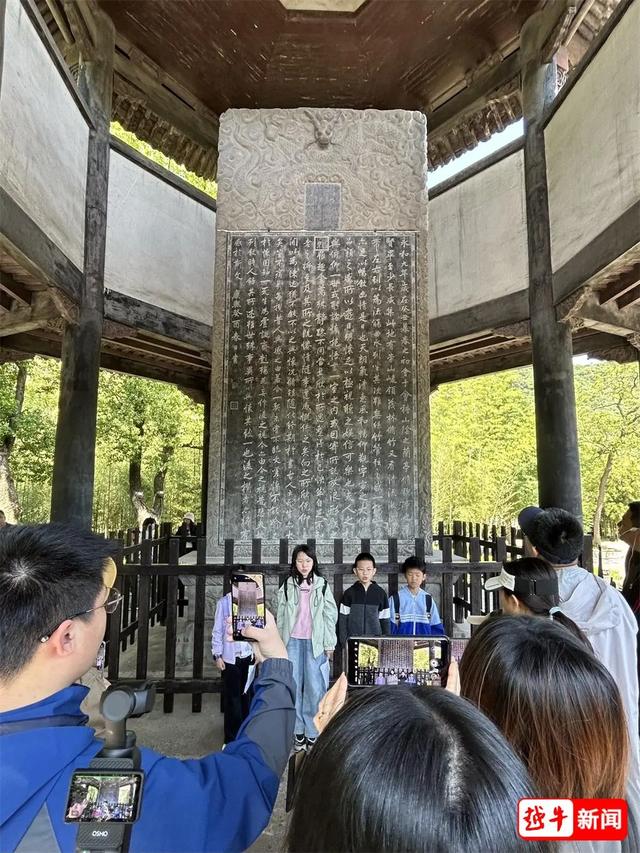今天上午,绍兴新晋打卡地,太火爆了