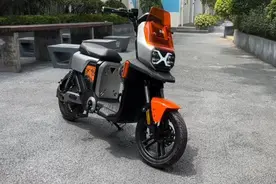 摆脱续航焦虑！2025年在售的4款长续航电动车，最远能跑200公里图片