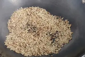 把大米放到锅里炒一炒，连续喝一周，真是高手在民间，看完涨知识图片