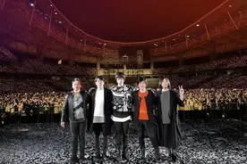 五月天主唱阿信深夜发长文，回应“假唱风波”！人民日报发声！媒体：8场演唱会票房超6亿图片