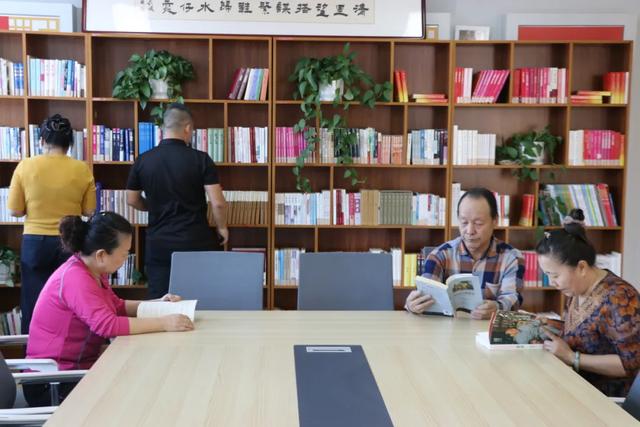 锡林浩特“猫冬”指南:解锁草原小城的别样“暖冬”