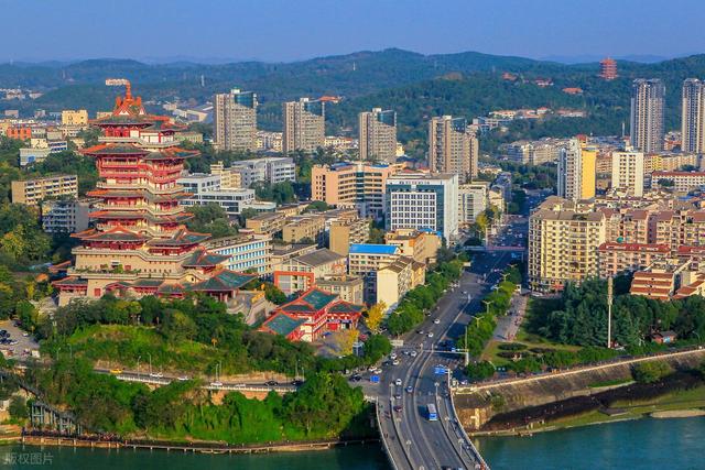 继成都之后，四川省又一“黑马城市”要起飞，比宜宾更有底蕴