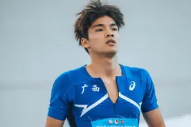 亚青赛百米赛道称雄！广西17岁小将打破男子100米全国青年纪录图片
