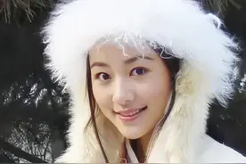 别看现在韩雪被吐槽是“综艺混子”，当年她美到连董洁都被比下去图片