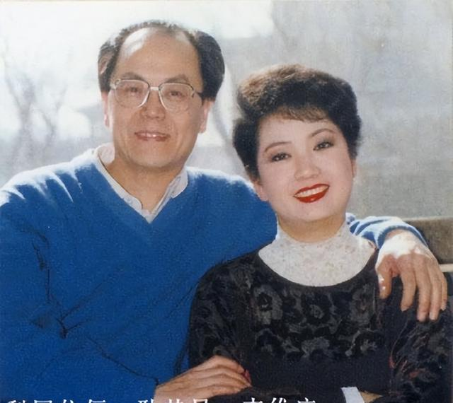 京剧女神李维康患病丈夫不离不弃，如今北京养老，北大女儿很孝顺