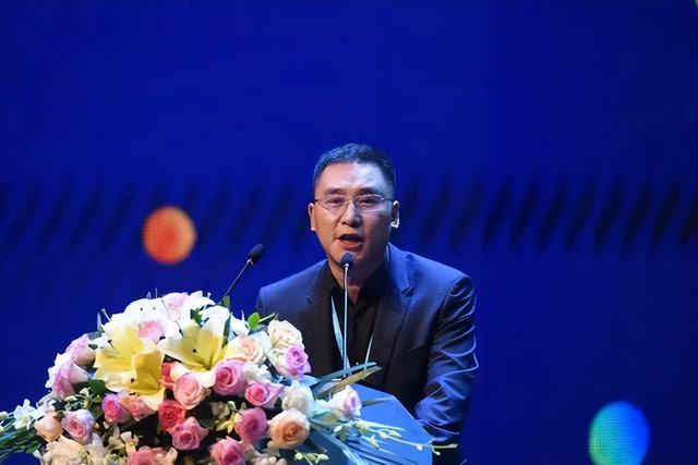 从山寨机到海外隐形冠军	，陈凯峰25年手机创业的“生存密码	”