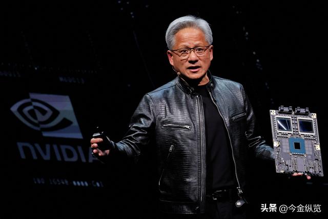 AI芯片战火升级！黄仁勋：教特朗普赢AI，他却坚持宁可让中国赢？
