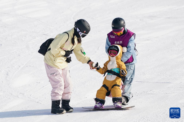 中央媒体看山西|古长城“邂逅”冰雪热