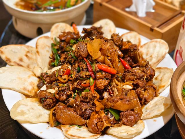 榴住五百秋：在淮北明清古园，啖一口时光的甘甜