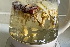 黄黑皮自救实录｜亲测21天的内调美白水，原来好气色真的会发光！图片