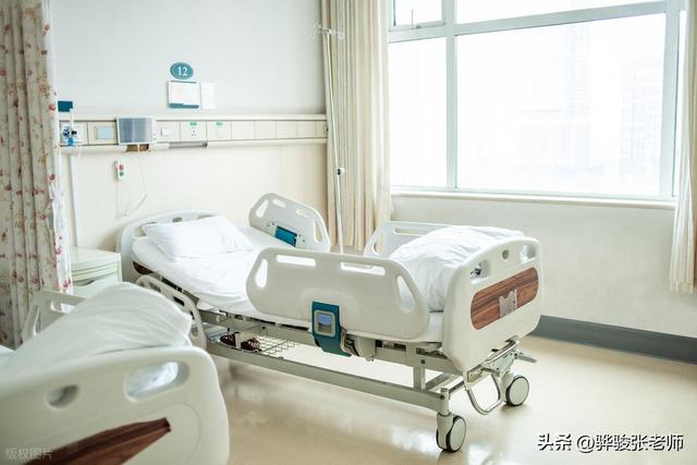 一不小心，我竟然摔了一跟头，还是腰椎骨折，人这么脆弱吗？