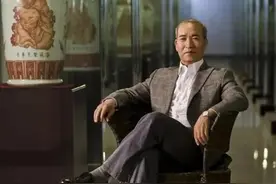 中国当之无愧的“首富”！隐姓埋名20年，终将8亿文物全捐给国家图片