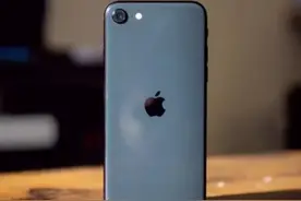 苹果用户选备用机别踩坑！2025年这三款"黄金搭档"闭眼入图片