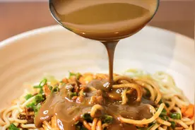 既要传承风味又保障食品安全，首个热干面生产规范正式实施图片