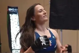 “张伟丽太小了，升重只有挨打的份！”她凭什么口出狂言？图片