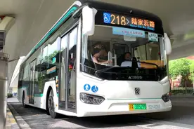 为什么公交车收费只是一两元，它不亏钱吗？现在终于有了答案图片