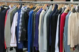 建议：不穿的旧衣服，最好别乱送人，并非迷信，看完记得提醒家人图片