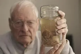 爱因斯坦大脑、肖邦的心脏、伽利略的手指，当个名人到底有多惨？图片