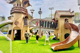 重庆新开的遛娃公园，环境绝了，滑滑梯 攀爬网 沙池，停车还免费！图片