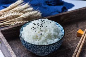 白米饭是最差主食吗？该怎样健康合理食用白米饭？图片