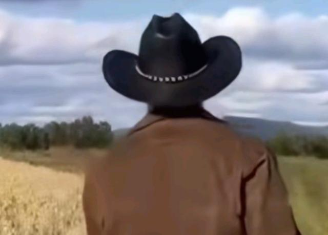 男子买的油蜡夹克硬得像密封袋，明星都爱这款“男人的盔甲”！