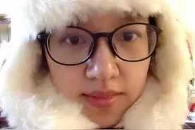《锦衣之下》作者蓝色狮因癌离世！丈夫和女儿很悲痛图片