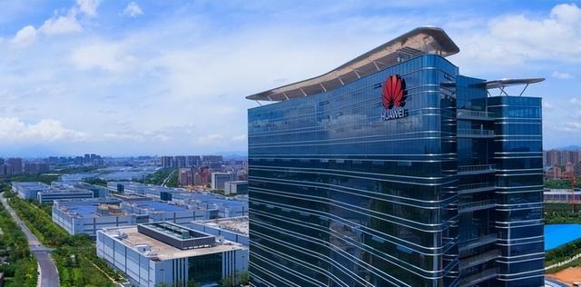 为讨好美国落井下石，狠心扣押华为 7 亿物资，如今它尝到报应了
