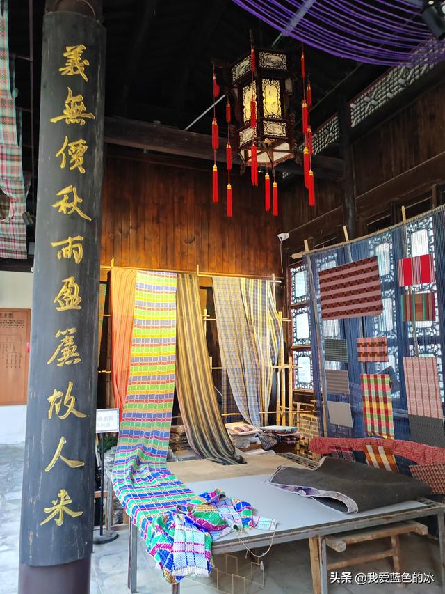 闲逛菏泽市老城曹州。这里的慎思园成了婚纱照的网红天堂了