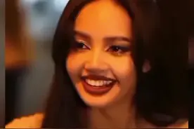 Lisa疯马秀跳舞，A大宝贝闪了腰图片