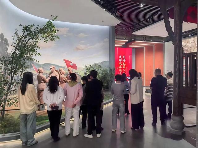 鹰潭文旅元旦活动合集来啦！解锁跨年精彩→【龙虎天下绝·暖冬迎新春】