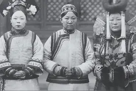 清朝灭亡不过一百余年，上千万的满族人，为什么满语迅速消亡了？图片