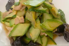 春天餐桌有这8道菜，少油少盐，脂肪嗖嗖的往下掉，没有油腻感图片