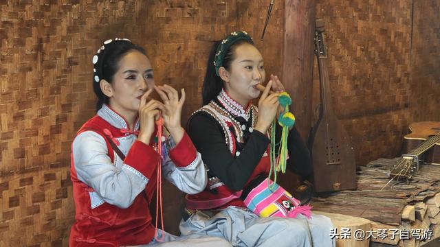 自驾路上的“货”色图鉴，笑料与温暖齐飞