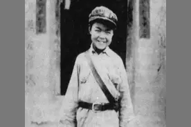 中国最小的红军“娃娃兵”向轩：7岁参军，9岁长征，97岁离开人世图片
