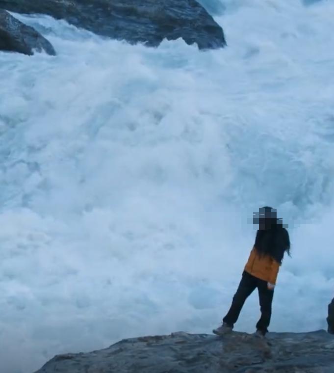 男子虎跳峡遇难34天后续!遗体没人敢打捞,是家中独子,原因曝光(图15) 男子虎跳峡遇难34天后续!遗体没人敢打捞,是家中独子,原因曝光(图15)